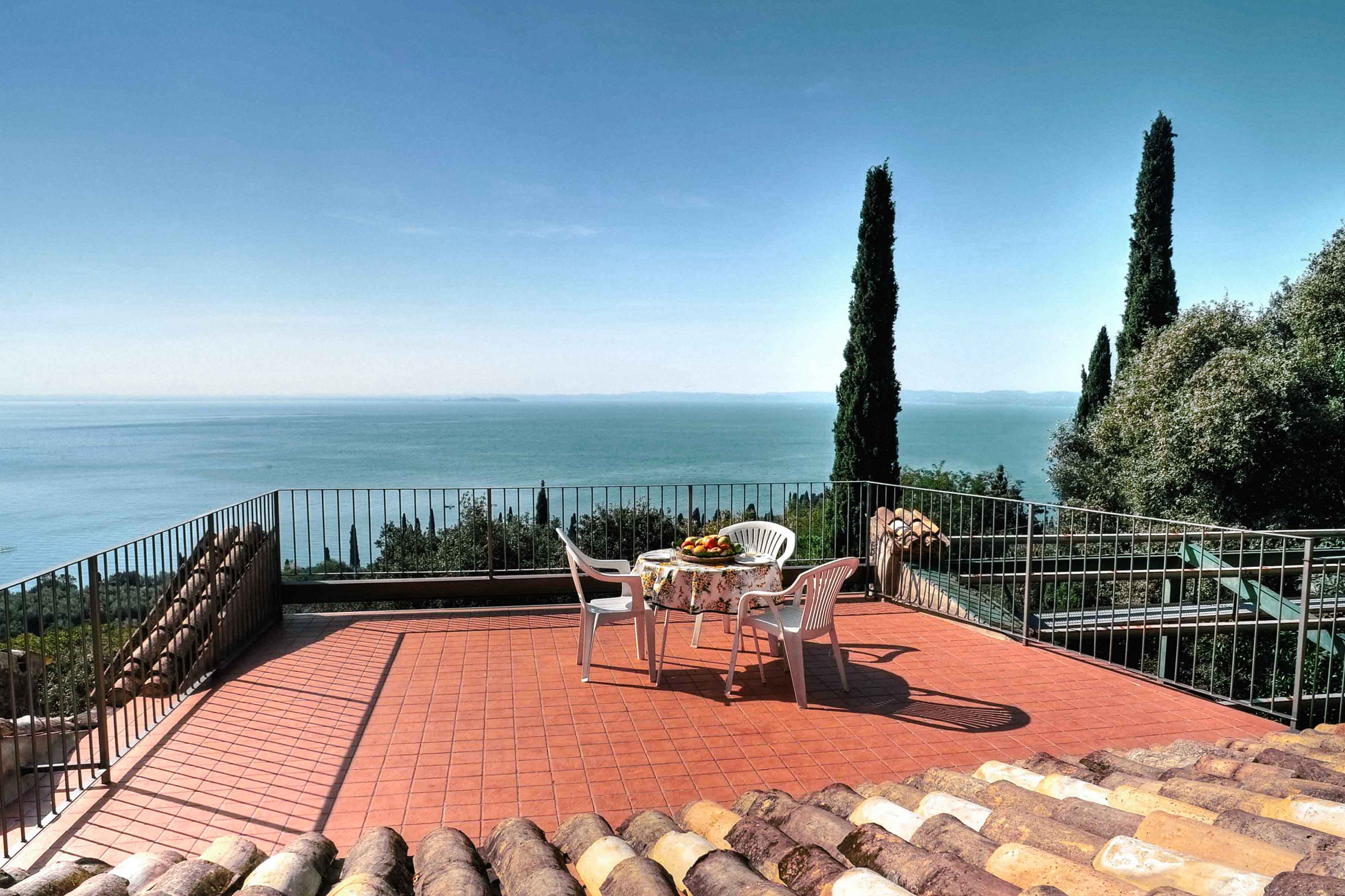 Villa Limonaia Garda Lake Guesthouse