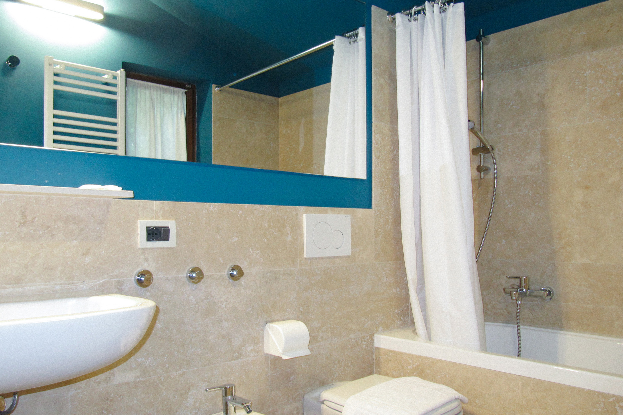 Villa Limonaia Garda Lake Guesthouse Bathroom
